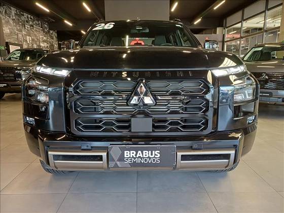 MITSUBISHI TRITON 2.4 BITURBO DIESEL CD KATANA 4X4 AUTOMÁTICO MITSUBISHI TRITON 2.4 BITURBO DIESEL CD KATANA 4X4 AUTOMÁTICO